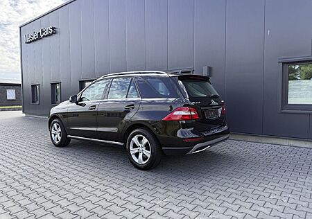 Mercedes-Benz ML 250 CDI,AIRMATIC,DISTRONIC,1Hand.17.500Netto.