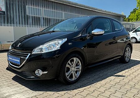 Peugeot 208 Allure inkl. 12 Monate Garantie - TÜV Neu