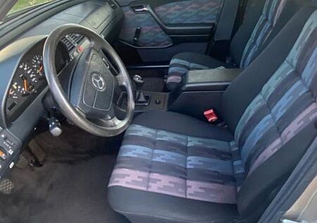 Mercedes-Benz C 180 CLASSIC Classic
