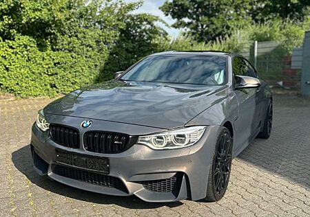 BMW M4 F82 Coupe *Individual* *LCI* *RE-Import*
