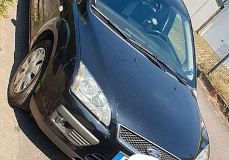 Ford Focus 2,0 Ghia Ghia