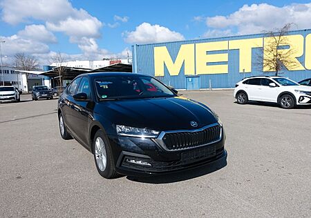 Skoda Octavia Lim. Ambition2,0TDI,Navi LED Alu SHZ PDC