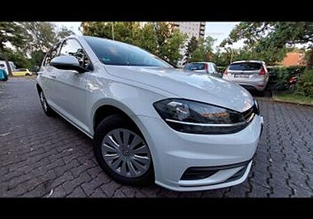 VW Golf Volkswagen 1.0 TSI Sound Sound