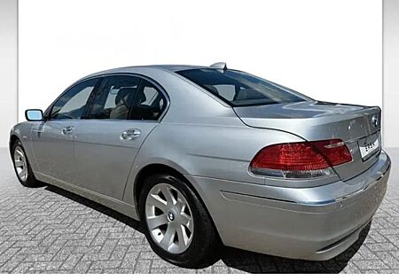 BMW 760i A -