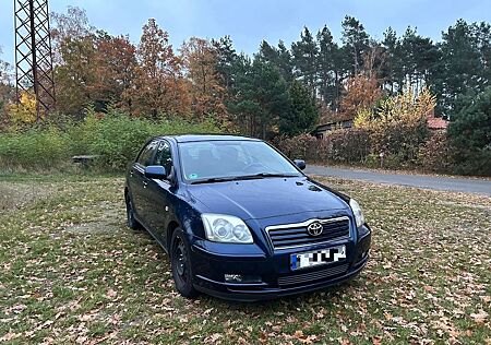 Toyota Avensis 1.8 Linea Sol linea sol