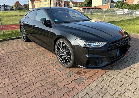 Audi A7 55 TFSI S tronic quattro -