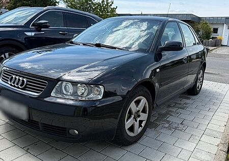 Audi A3 1.6 Ambiente Ambiente