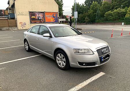Audi A6 2.4 multitronic -