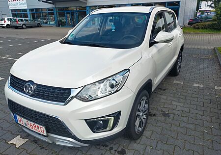 BAIC Senova X35, 1.Hand, EURO6C