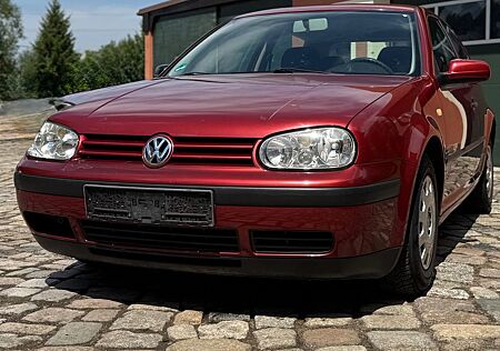 VW Golf Volkswagen 1.6 TÜV 2/27