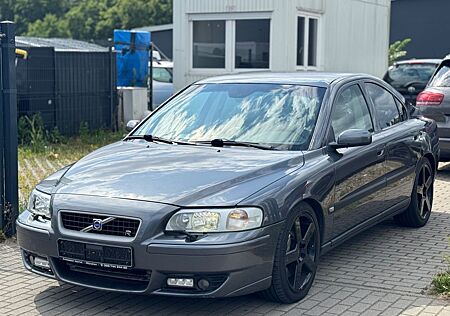 Volvo S60 2.5 Turbo Lim. R AWD 299PS Automatik Xenon
