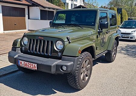 Jeep Wrangler Unlimited Sahara 1945 75th Anniversary