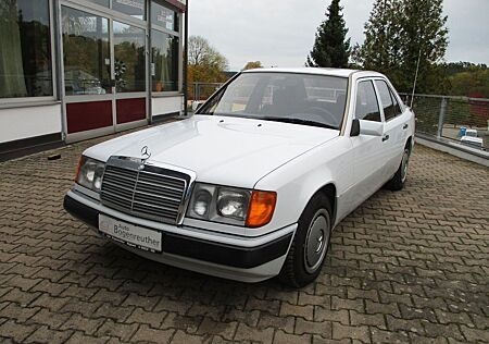 Mercedes-Benz E 200 W124 Mit H-Kennzeichen+Gepflegt