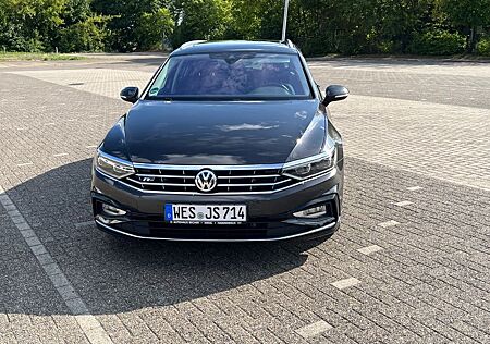 VW Passat Variant Volkswagen 2.0 TSI R-Line OPF 140kW DSG
