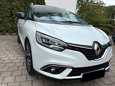 Renault Grand Scenic ENERGY TCe 160 EDC Bose Edition...