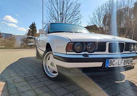 BMW 525i E34 Oldtimer