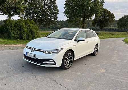 VW Golf Volkswagen 2.0 TDI Variant - DSG, Matrix, Garantie