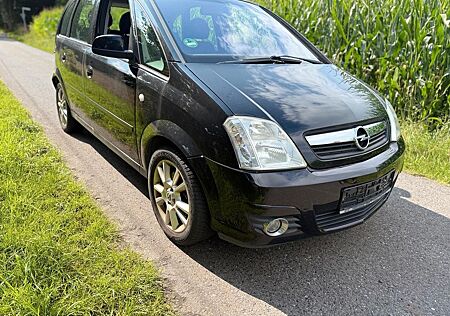 Opel Meriva 1.8 Edition