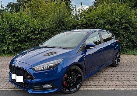 Ford Focus 2,0TDCi ST Leder-Sport-Paket ST