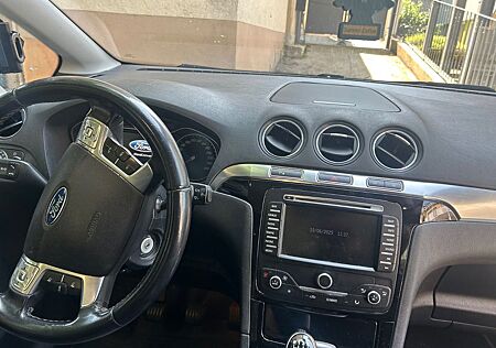 Ford S-Max 2,0 TDCi 103kW DPF Trend Trend