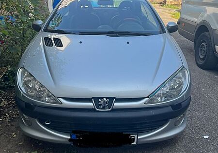 Peugeot 206 CC 135 - *Navi*Sportfahrwerk*Tiefergelegt*
