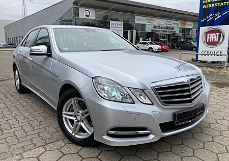 Mercedes-Benz E 220 CDI BE AVANTGARDE XENON PDC NAVI SHZ TOP !