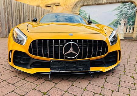 Mercedes-Benz AMG GT R Mercedes- R