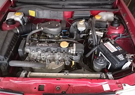 Opel Astra 1.6 Plus Schiebedach Plus Schiebedach