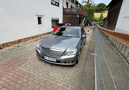 Mercedes-Benz E 350 CDI BlueEFFICIENCY -