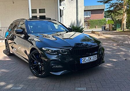 BMW 330i Touring M Sport Automatik, Pano, Lekrd Hzg