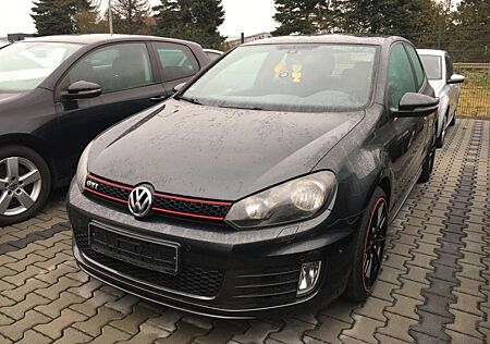 VW Golf Volkswagen 2.0 TSI GTI,KLIMAAUT,NAVI,PDC,ALU,EURO5,SHZ