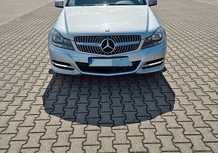 Mercedes-Benz C 180 BlueEFFICIENCY AVANTGARDE AVANTGARDE