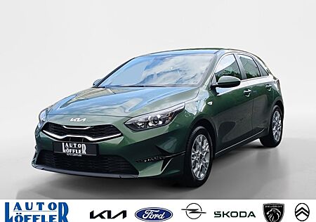 Kia Cee'd Ceed Vision 1.5 KOMF+ NAVI^ PDCH^ RFK^ SHZ^