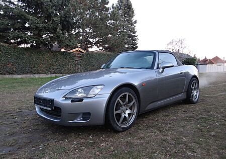 Honda S2000 2.0i LS