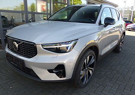 Volvo XC 40 XC40 Plus Dark B4 Aut.EU6d*PANO*360°*ALU 20"*