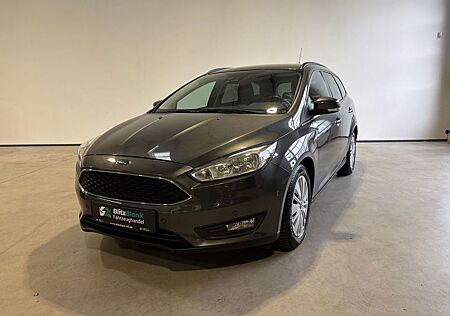Ford Focus Business PDC NAVI SHZ KLIMA
