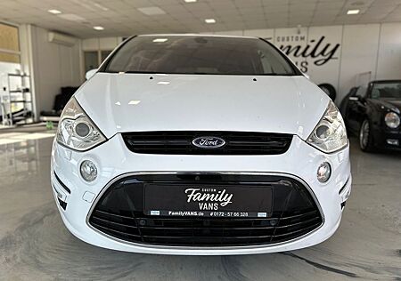 Ford S-Max Titanium NAVI AHK TEMPO PANOARMA KETTE NEU