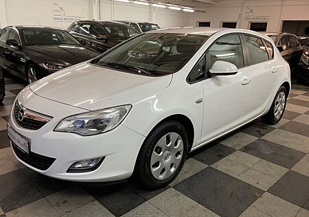 Opel Astra J 1,4i Selection, AHK, NaviTT, TÜV 10/26