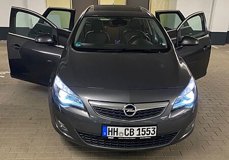 Opel Astra Sports Tourer 1.4 Turbo INNOVATION 103...