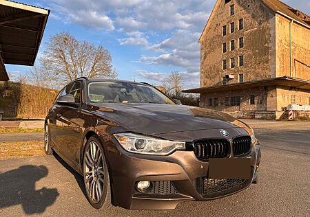 BMW 320d Touring M-Sport, Pano, Headup, AHK, 6-Gang