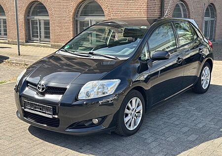 Toyota Auris Basis