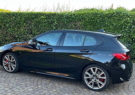 BMW M135i xDrive Automatik, M-Sport-Paket-Pro, EU6..