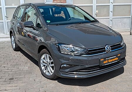VW Golf Sportsvan Volkswagen / DSG / PDC / 1.HAND