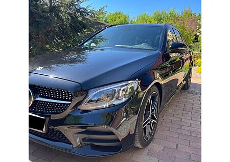 Mercedes-Benz C 400 4MATIC T-Modell 3.0l V6 BiTurbo