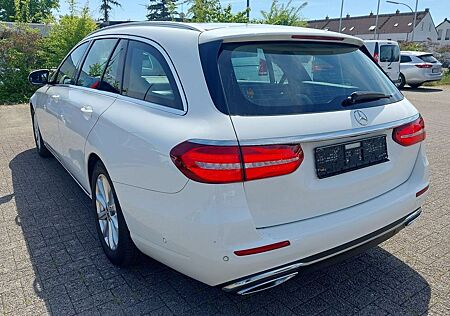 Mercedes-Benz E 200 E 200d T Avantgarde