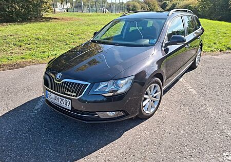 Skoda Superb 1.6 TDI Ambition Combi Ambition