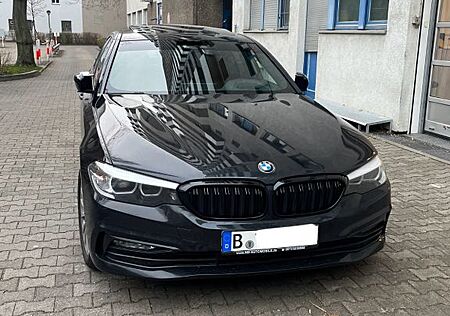 BMW 520d , G30, Head Up, Schiebedach, Shadow