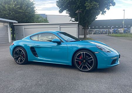 Porsche Cayman S, Ziernähte rot, Approved Gar., 17tkm