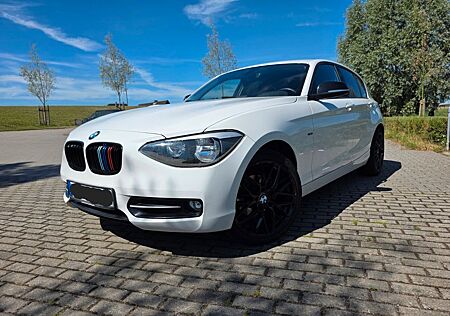 BMW 116i Sport Line Sport Line