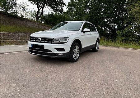 VW Tiguan Volkswagen 2.0 TDI SCR DSG 4MOTION Highline Highline